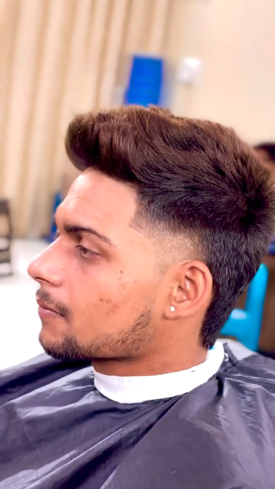 High fade textured quiff men’s haircut – thick volume top, modern stylish hairstyle, skin fade sides, barber expert finish – CXI Hair Salon Palwal, best men haircut near me, Haryana